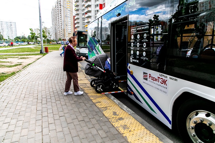 Современный экологичный автобус появился в Химках