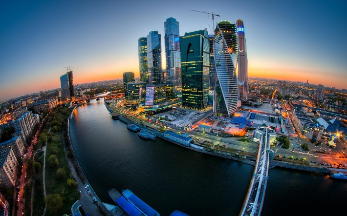7 самых красивых мест ночной Москвы